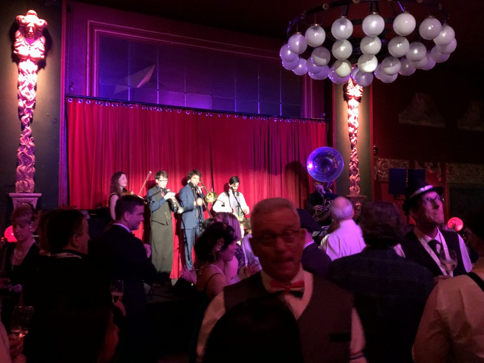 Swing-band-of-the-20s-and-30s